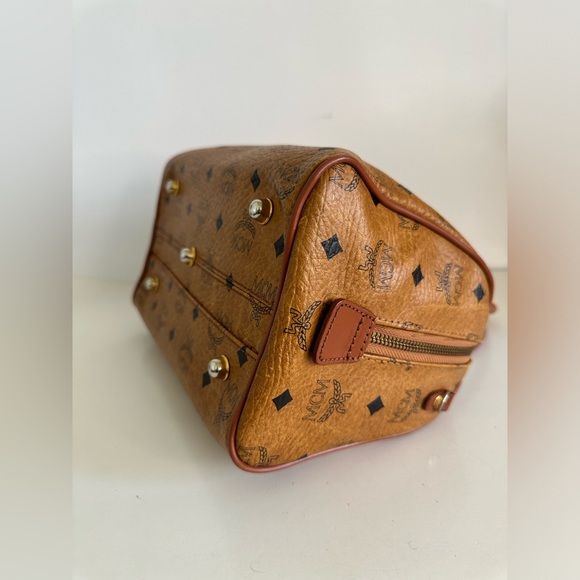 MCM Visetos Leather Vintage 2Way Shoulder Hand Bag - Picture 9 of 14